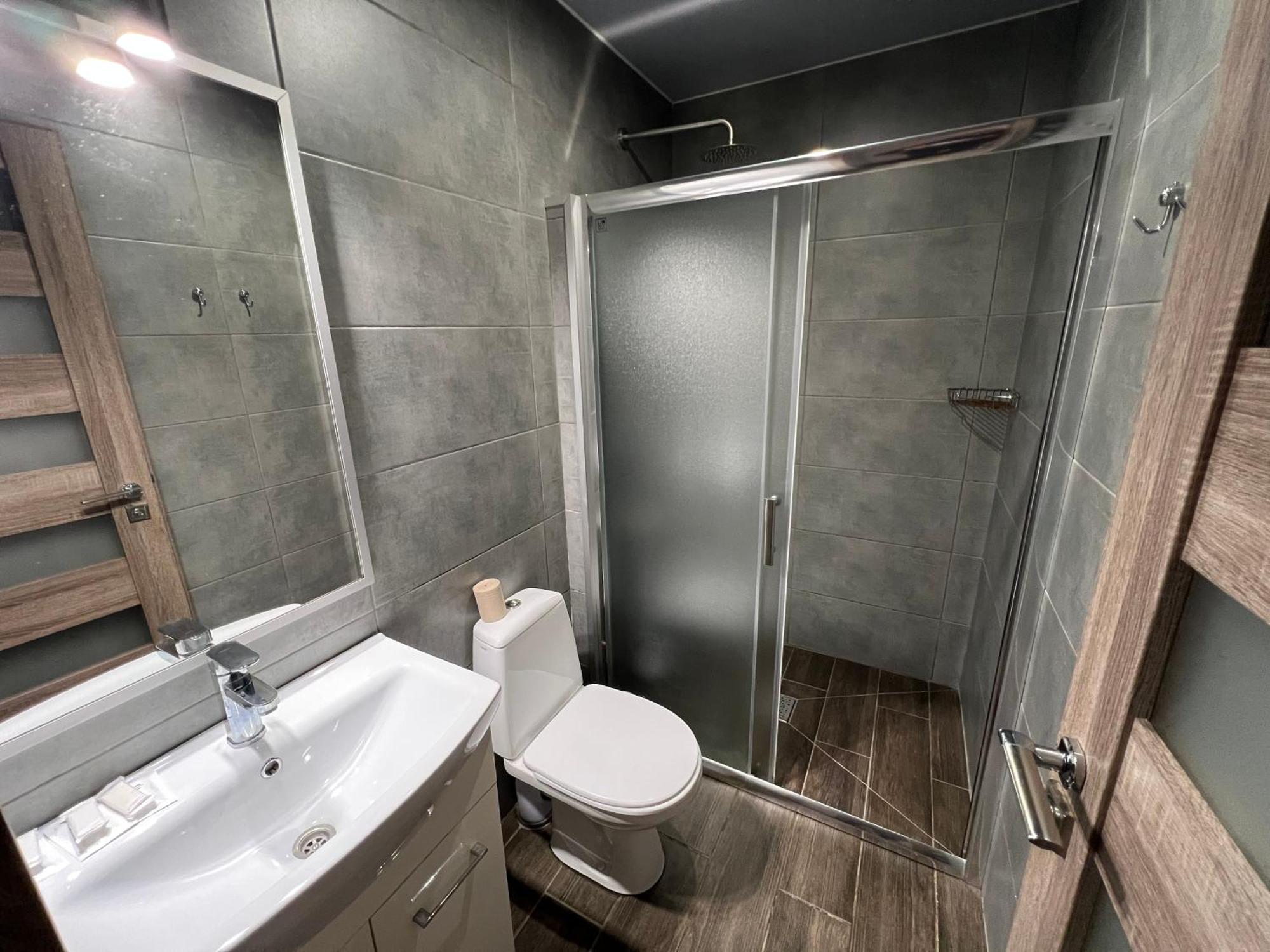 7Days Hotell Hadiach Exteriör bild